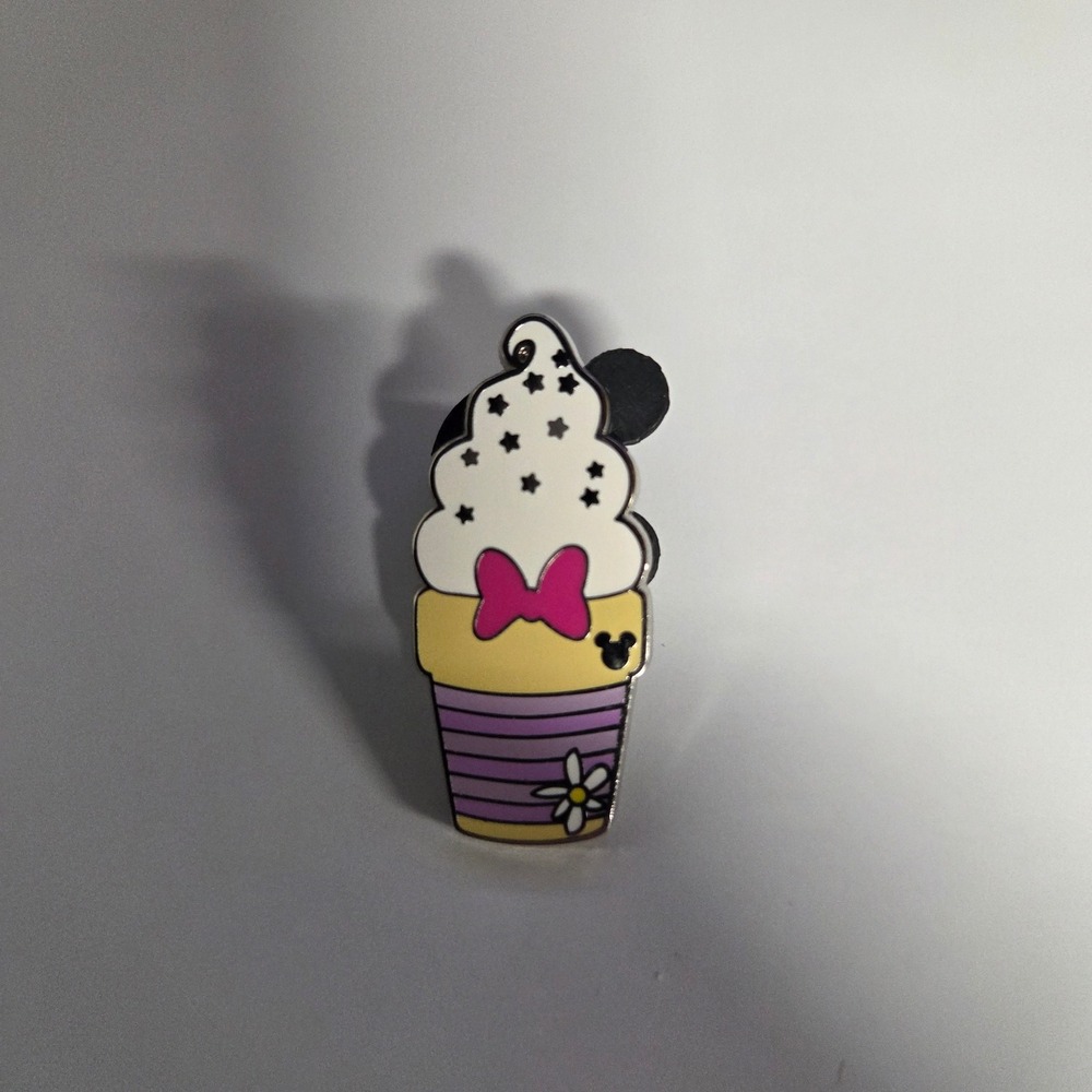 Disney Trading Pin Unisex OS Purple Daisy Duck Ice Cream Cone Hidden Mickey 2013
